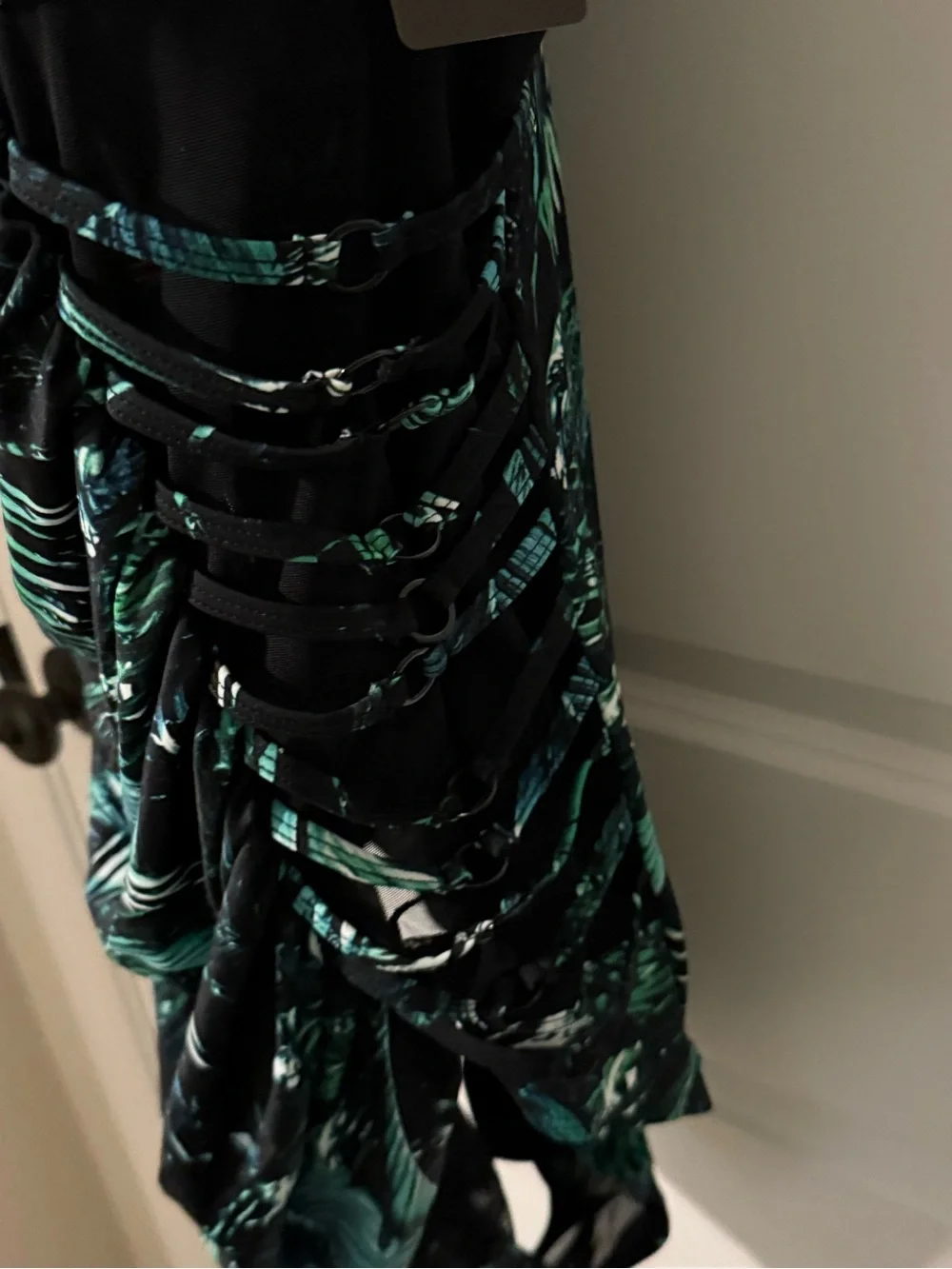 torrid Black & Green Palm Ruched One-Piece Swimsuit - Picture 4 of 7